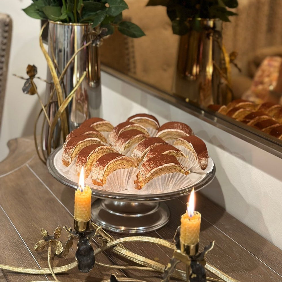 Rolet (Persian Cake Roll) – Raana Bakery